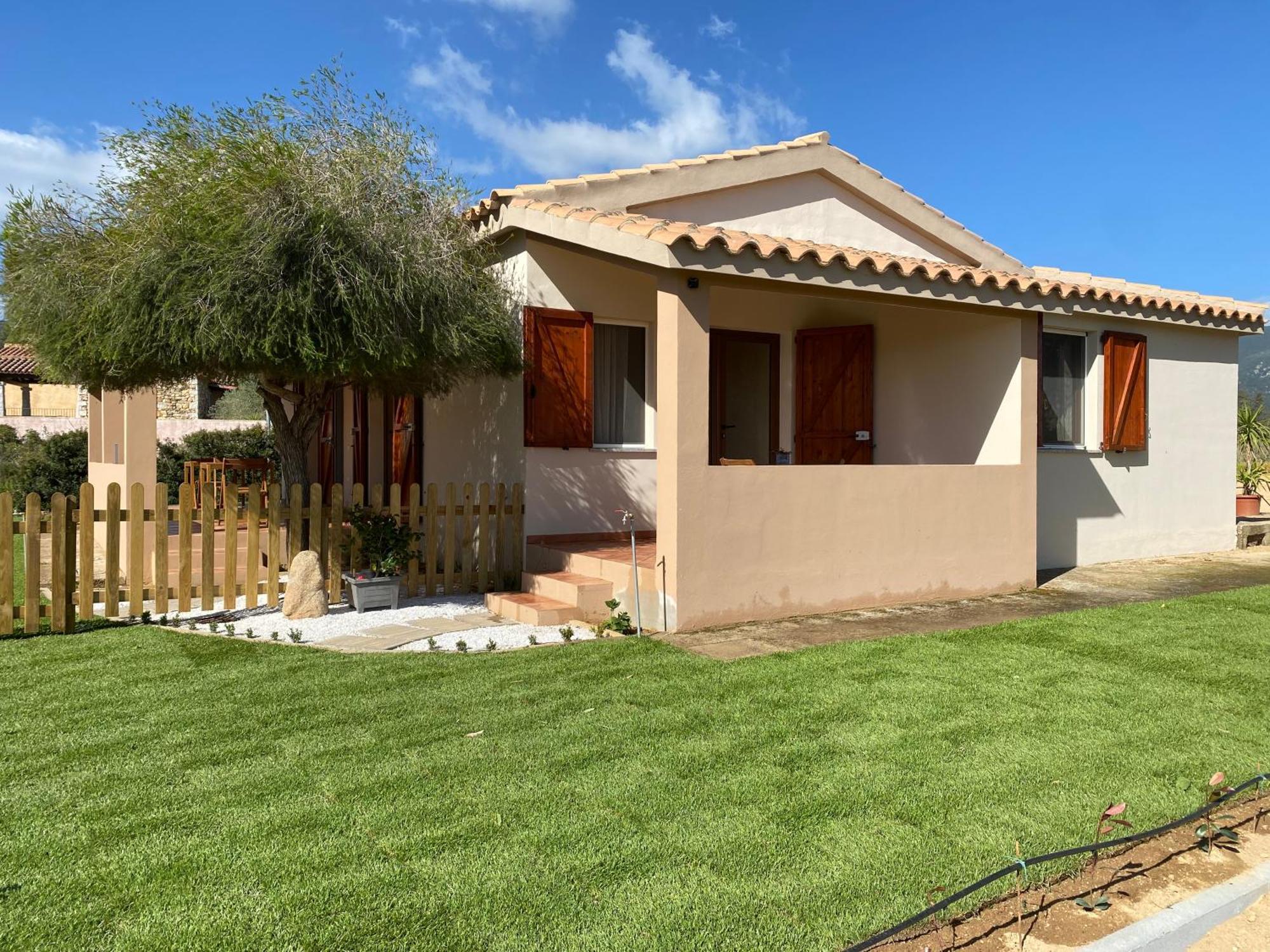 Apartamento La Collina: L'Alba Castiadas Exterior foto